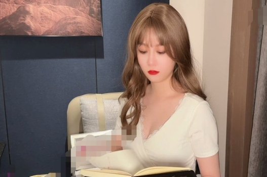 Cháu trai ngoan ngoãn giúp đỡ dì gặp rắc rối tình dục